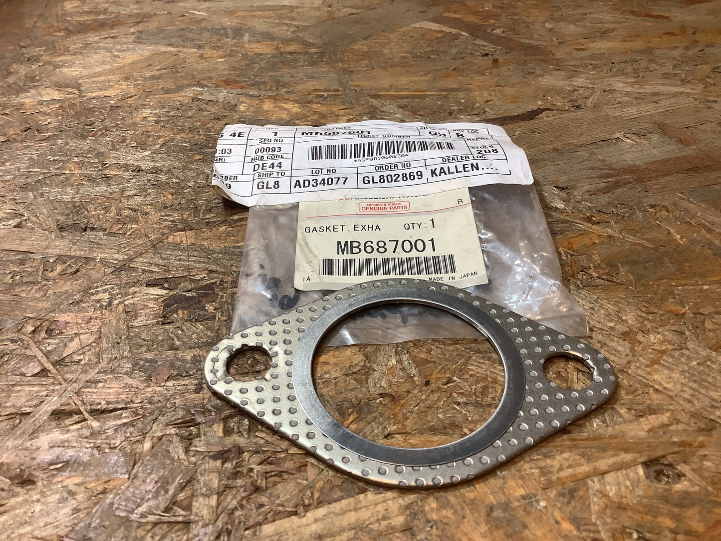 Mitsubishi Bj. 85-02 Dichtung, Auspuff Original Mitsubishi NEU