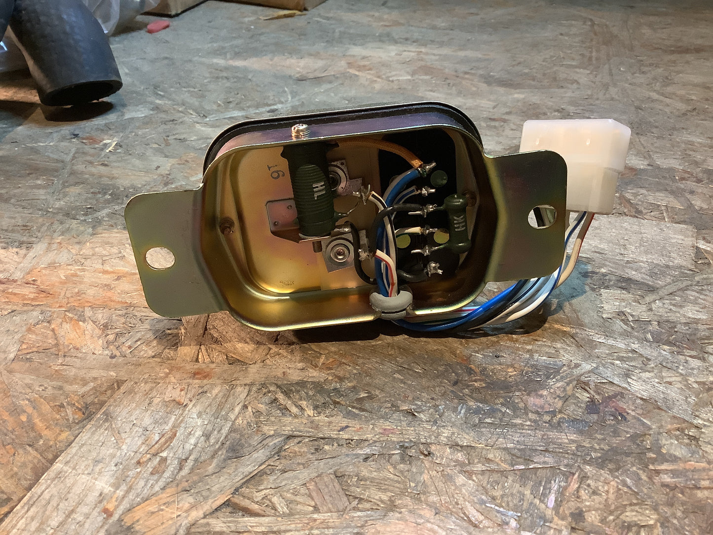 Lichtmaschienenregler 12 Volt Original Isuzu NEU