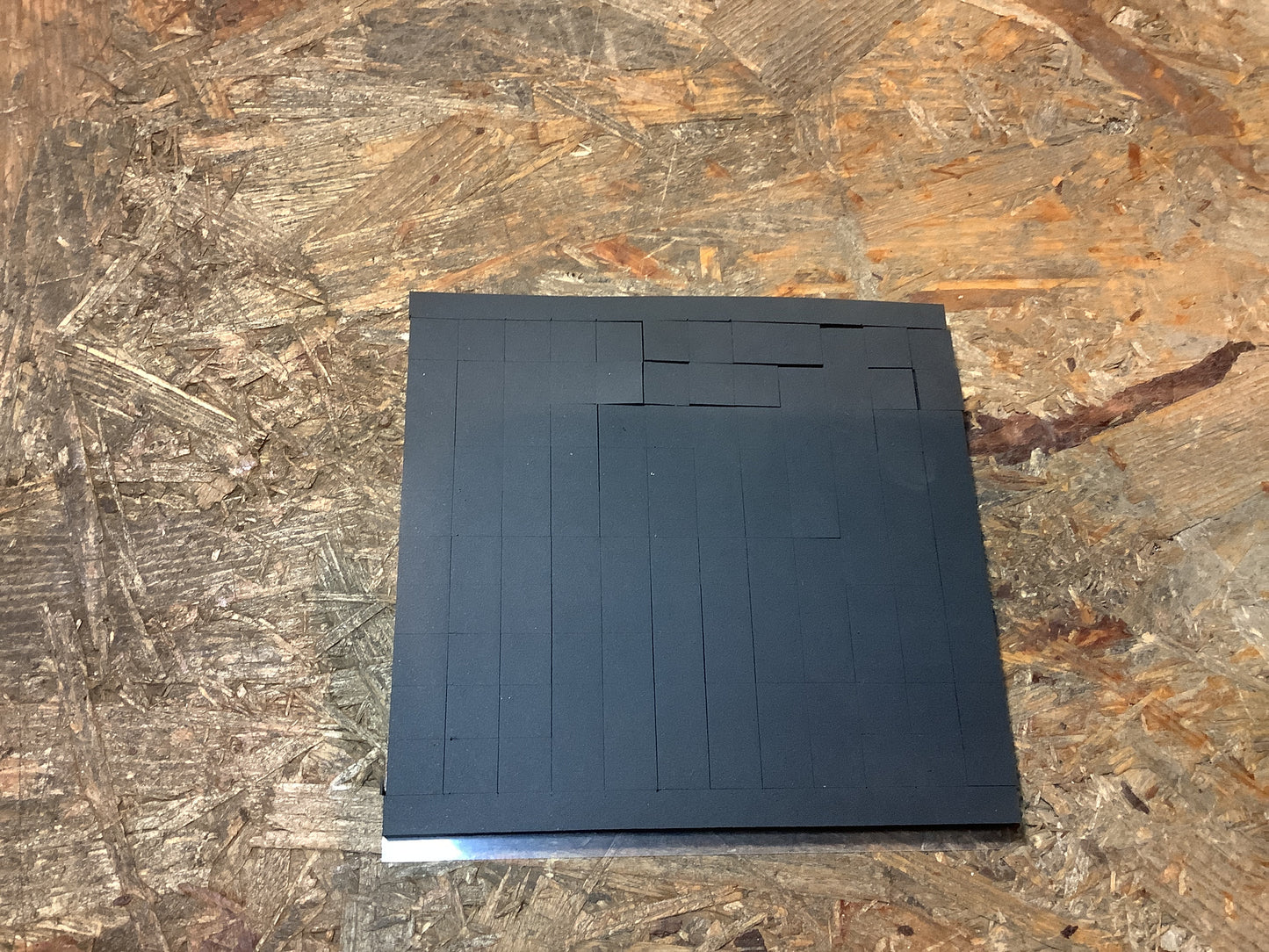 Mitsubishi Space Satz Distancestücke an Windschutzscheibe Original NEU