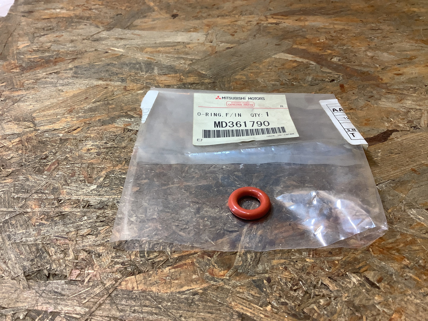 Mitsubishi Chariot, Grandis Japan, N84W O-Ring, Kraftstoffeinspritzventil-Förderungsleitung Original Mitsubishi NEU