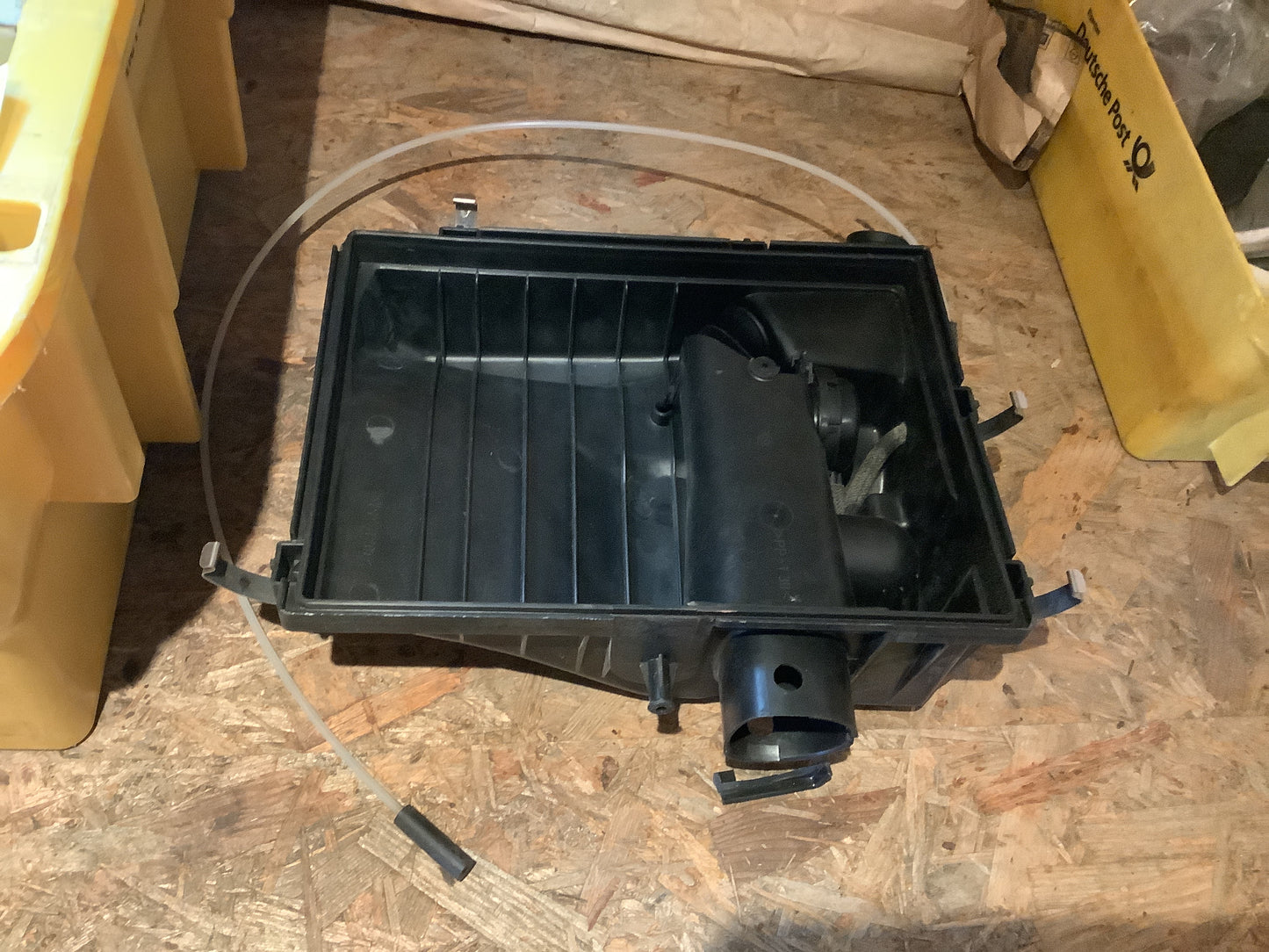 Opel Astra F Luftreiniger Unterteil Original GM NEU