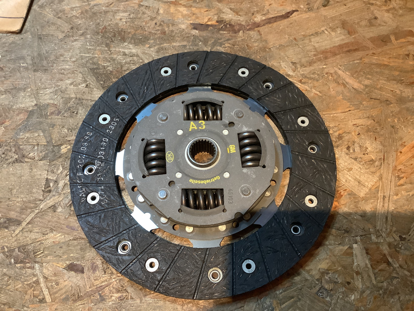 Opel Kadett E, Astra F, Ascona C Kupplungsscheibe Original GM NEU