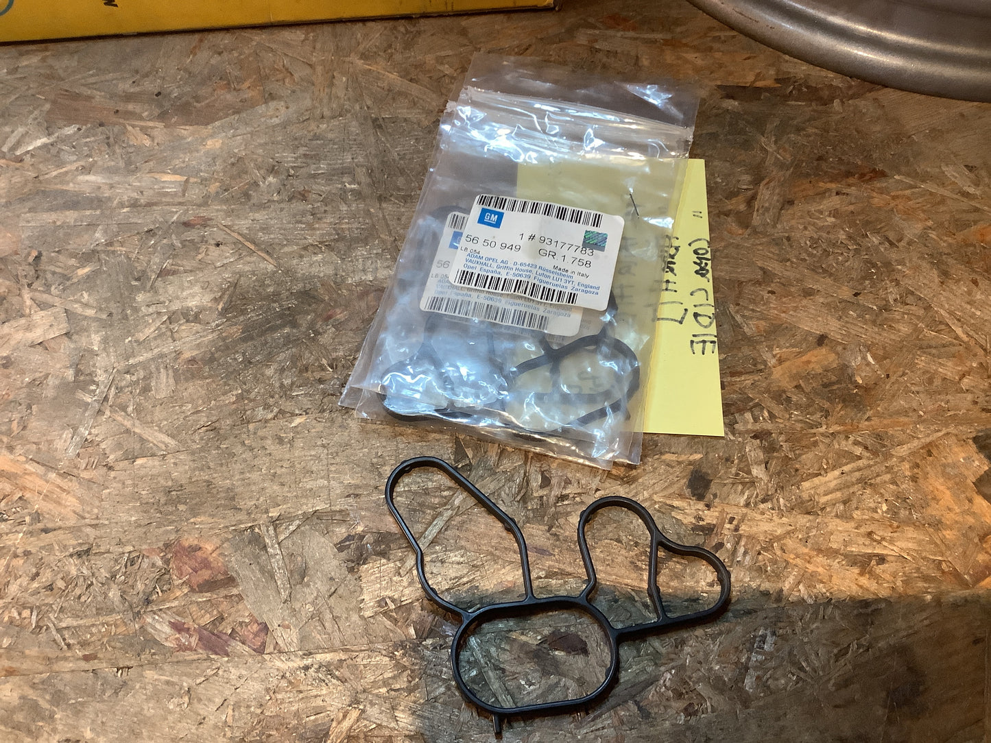 Opel Agila A/B, Astra H/J, Corsa C/D/E Dichtung, Ölkühler Original GM NEU