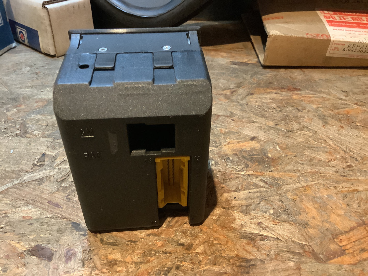 Opel Senator B, Opel Omega A Bordcomputer Original GM NEU