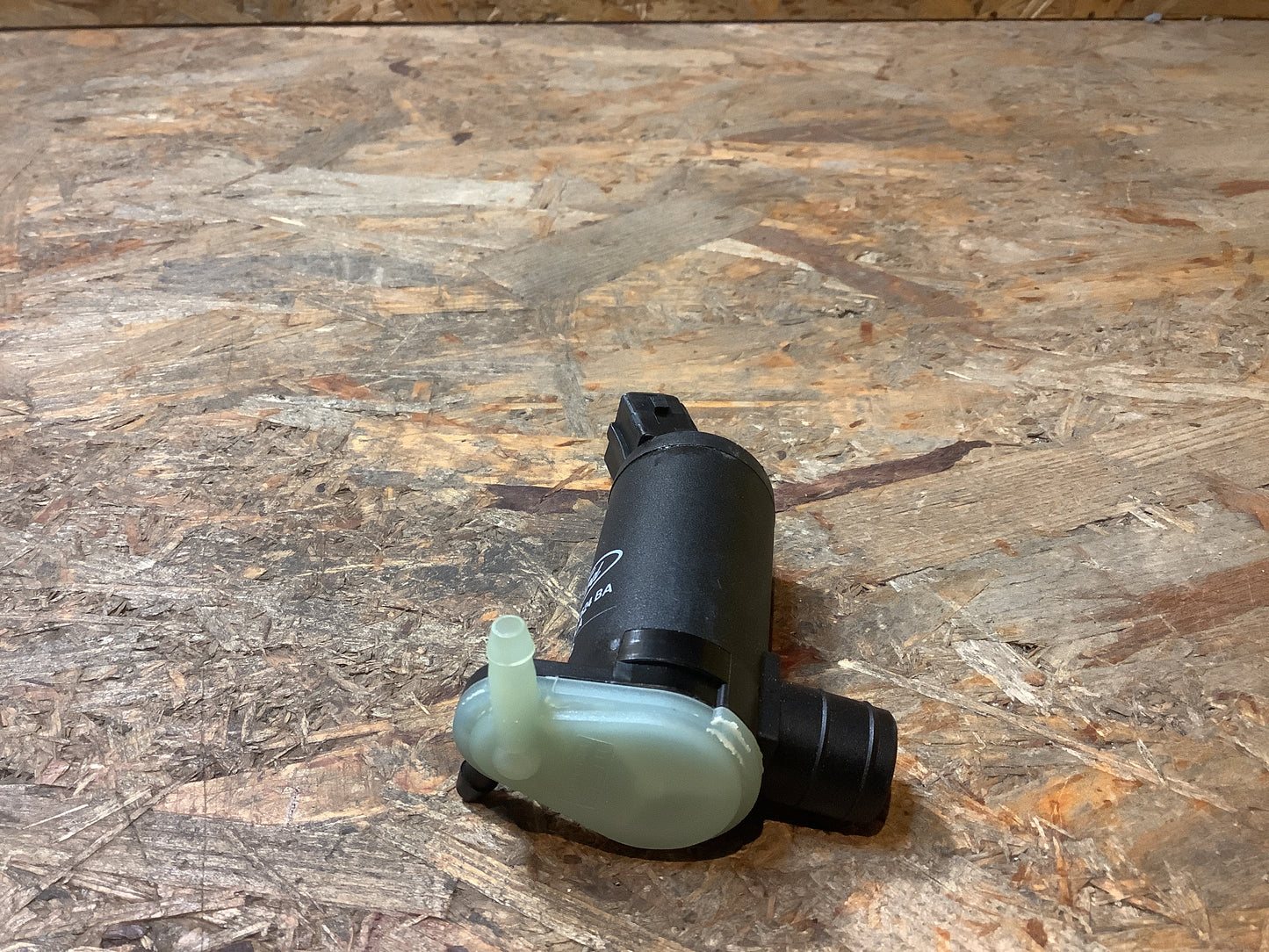 Ford Escort IV, V, VI Waschwasserpumpe Original Ford NEU