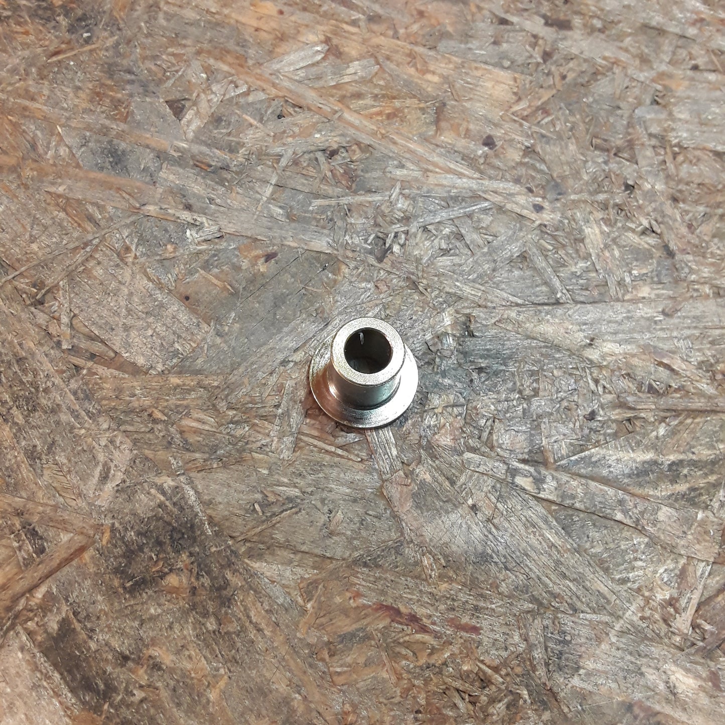 Movano A Bj 99-00 Distanzstück Lichtmaschine original GM Opel NEU