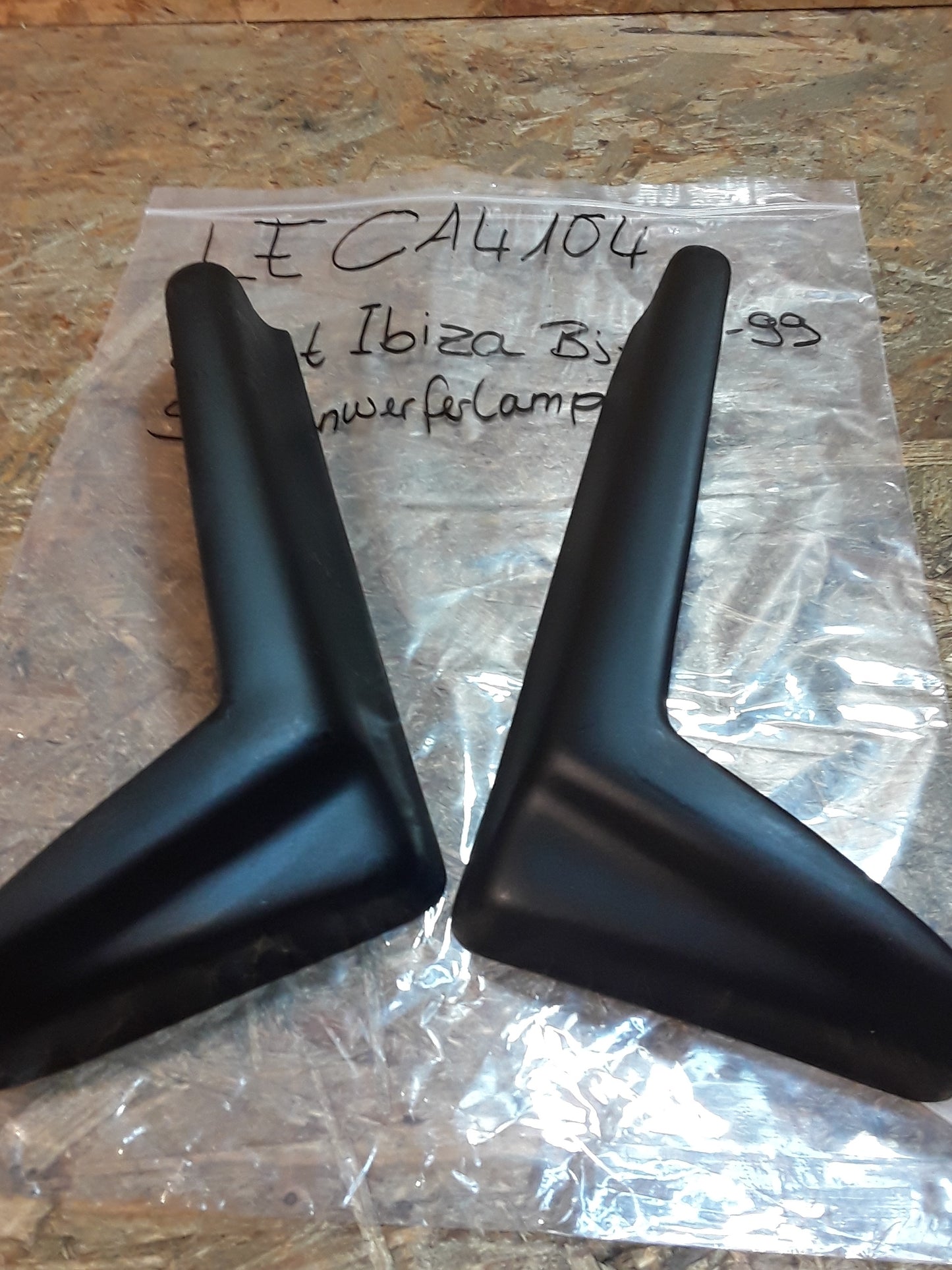 Seat Ibiza Scheinwerferblenden original Mattig NEU