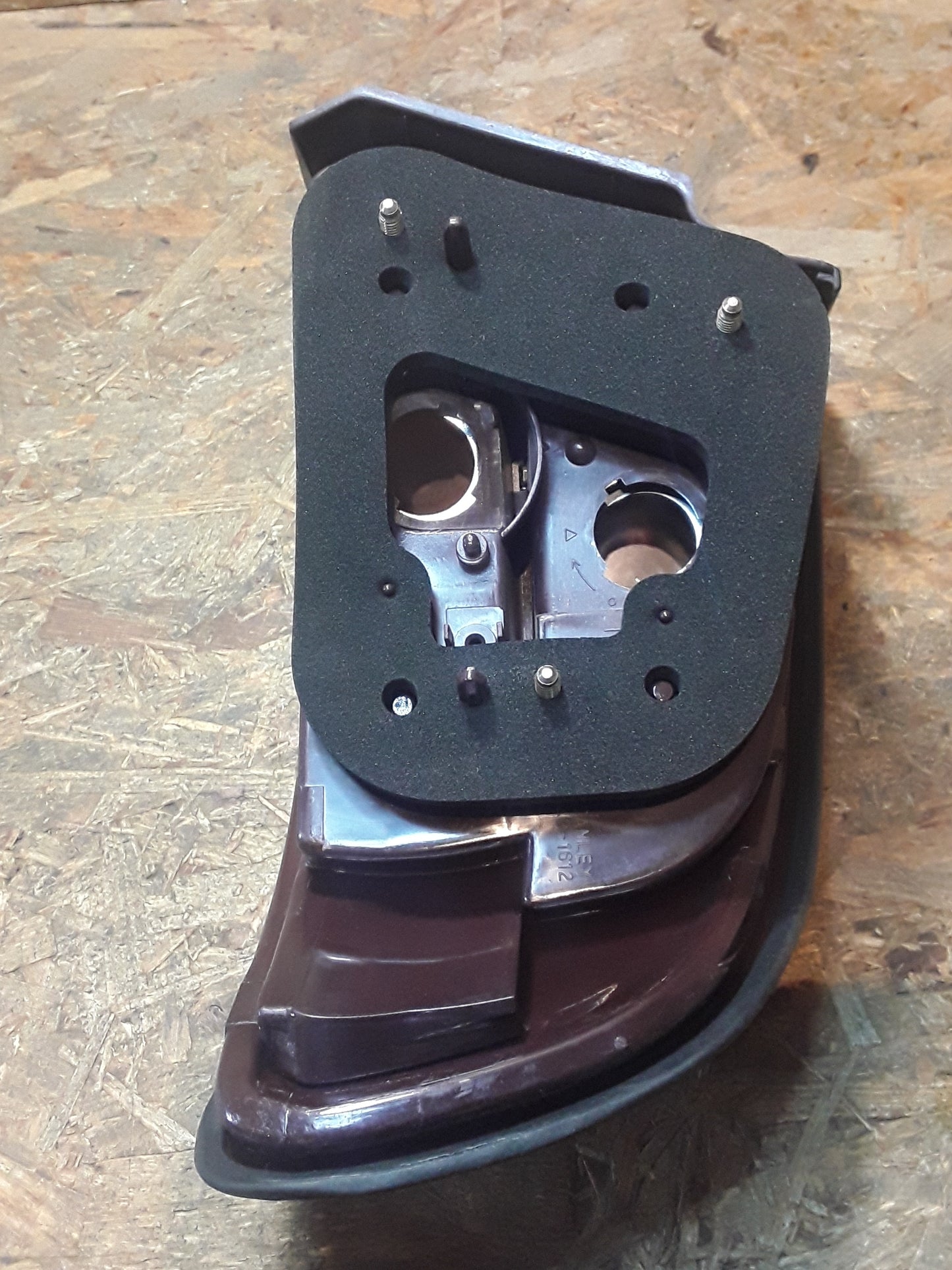 Mitsubishi Galant Bj 92-96 Rückleuchte links original Mitsubishi NEU