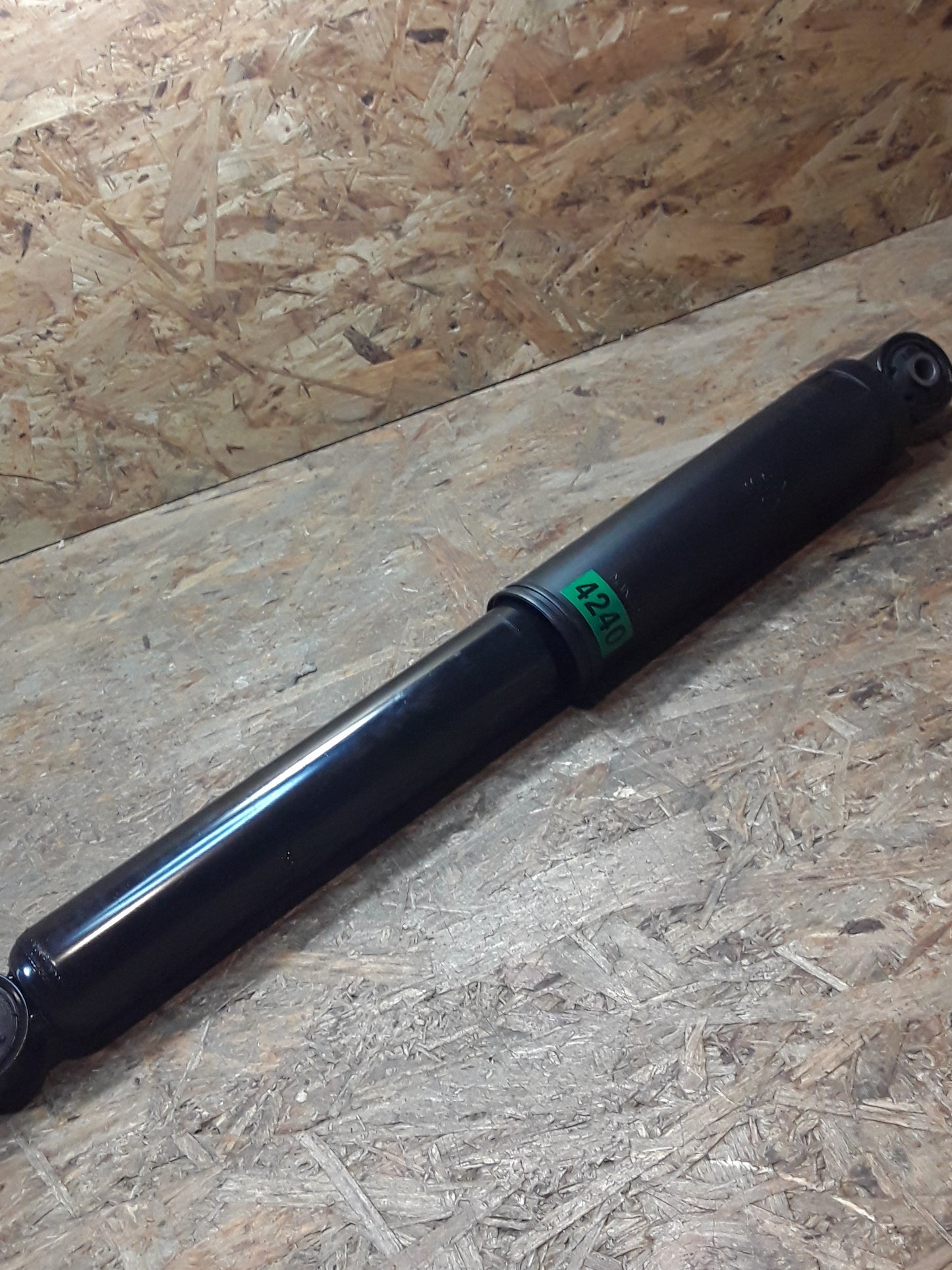 Chevrolet Captiva C140, 2,0-3,0l, Bj 06-... Stoßdämpfer Set hinten original GM NEU