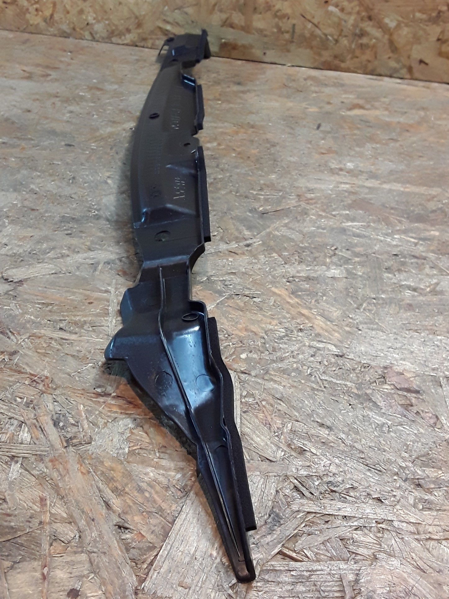 Mitsubishi Outlander Bj 14 2.0l 16V Schutz an Kotflügel original,Mitsubishi NEU