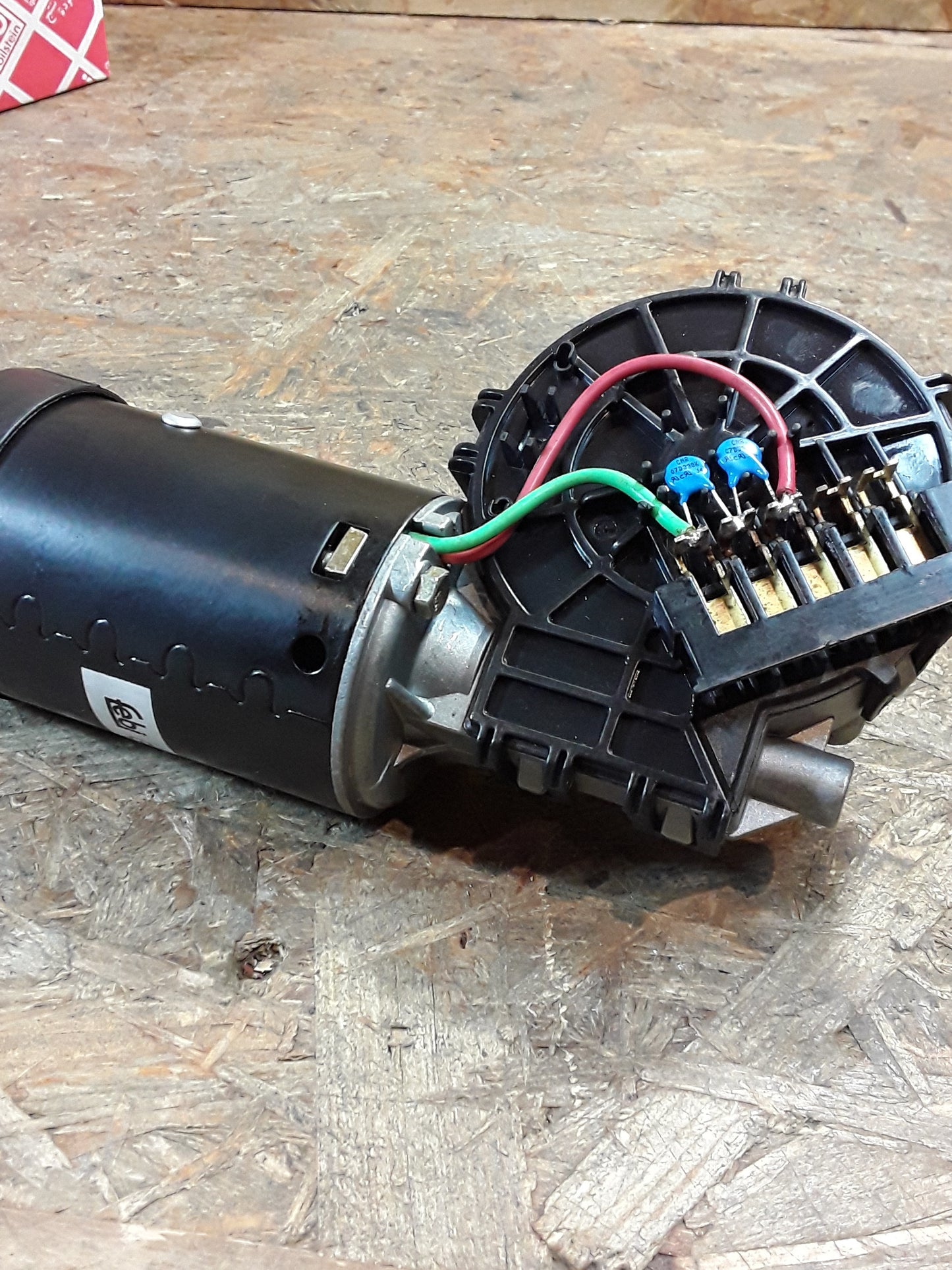 Mercedes E-Klasse W210 CLK Wischermotor original Febi Bilstein NEU