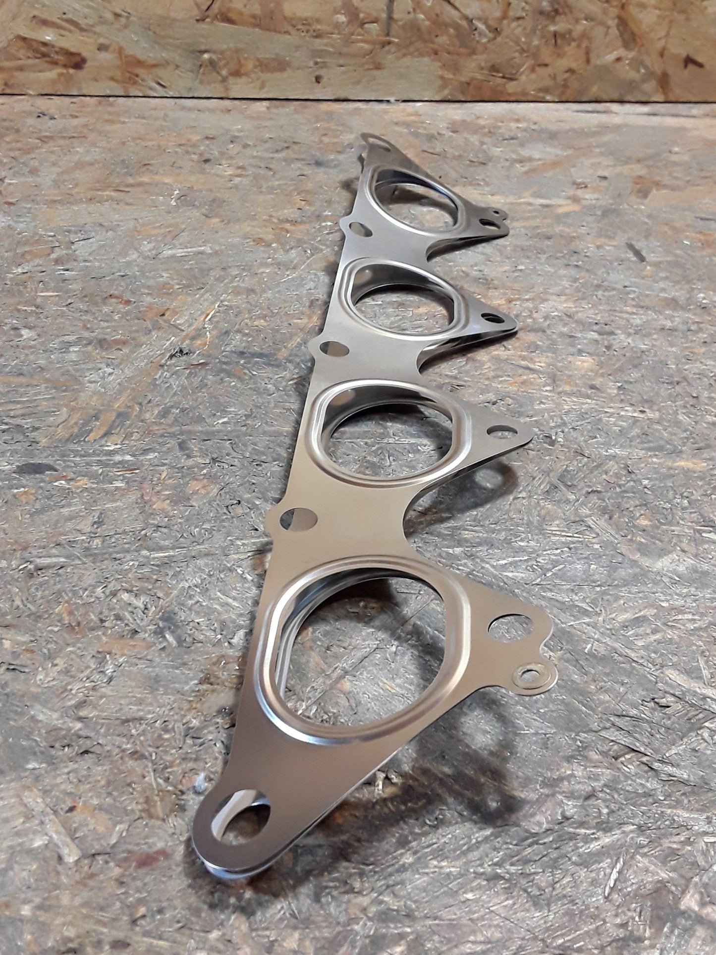 Mitsubishi Lancer Abgaskrümmer-Dichtung original Mitsubishi NEU