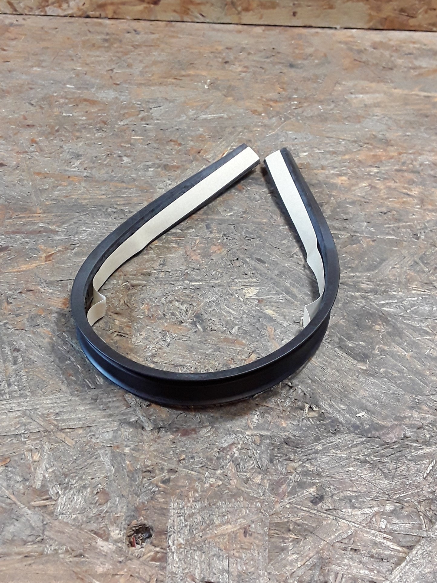 Mitsubishi Space Star Europe DG3A Dichtung an Heckklappe links original Mitsubishi NEU