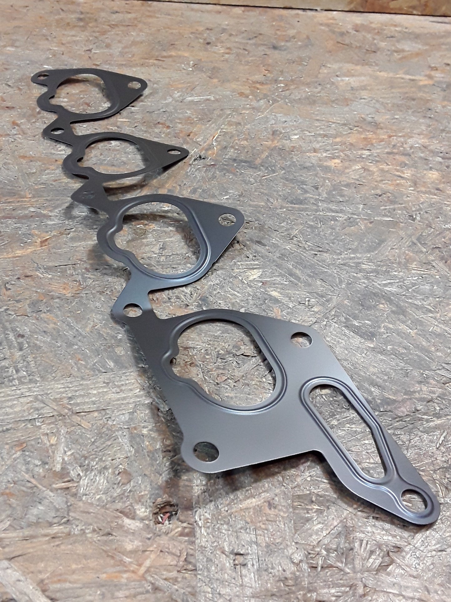 Mitsubishi Lancer/ Carisma Dichtung Ansaugkrümmer original Mitsubishi NEU