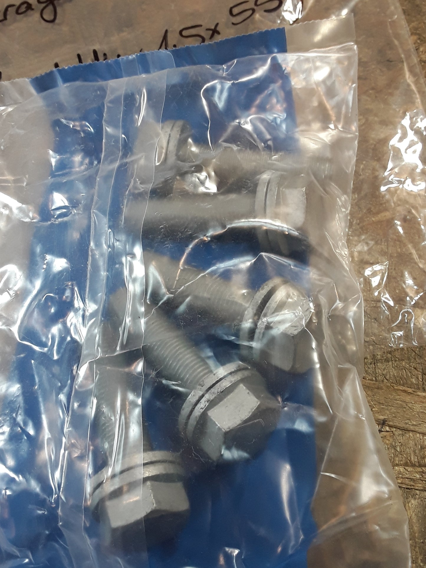 Audi/ VW/ Skoda/ Seat Satz-Rippschrauben, Bremssattel, Bremsträger Original Volkswagen NEU