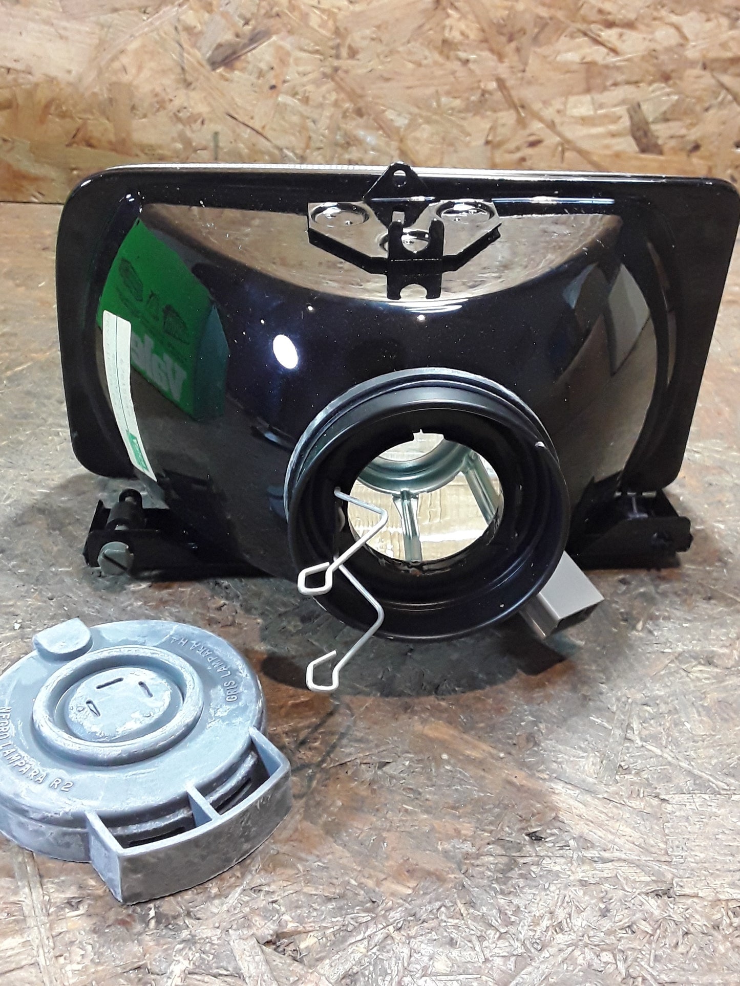 Ford Fiesta ll Scheinwerfer rechts original Ford NEU