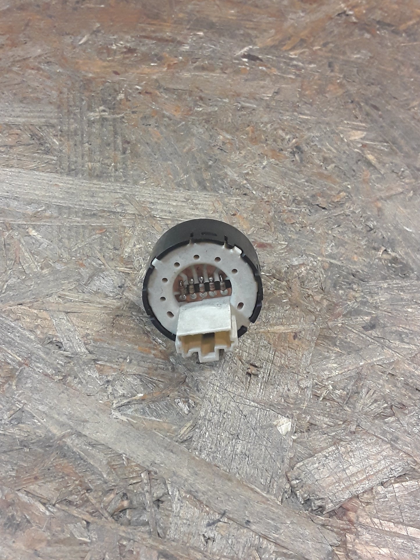 Mitsubishi Lancer (C64A) Bj 88-92 Lichtschalter manuelle Leuchtweitenregulierung original Mitsubishi NEU