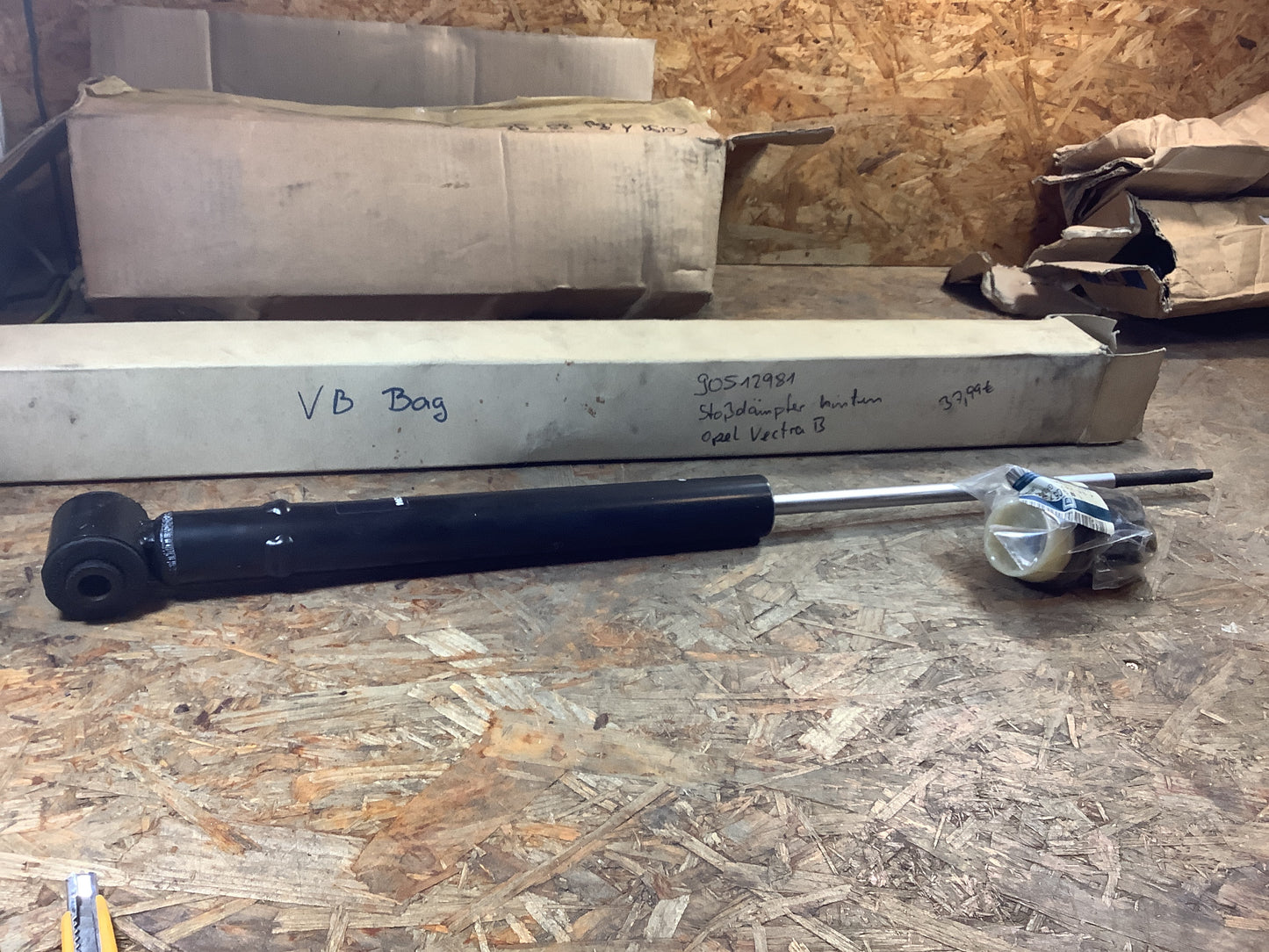 Opel Vectra B Stoßdämpfer hinten Original GM NEU