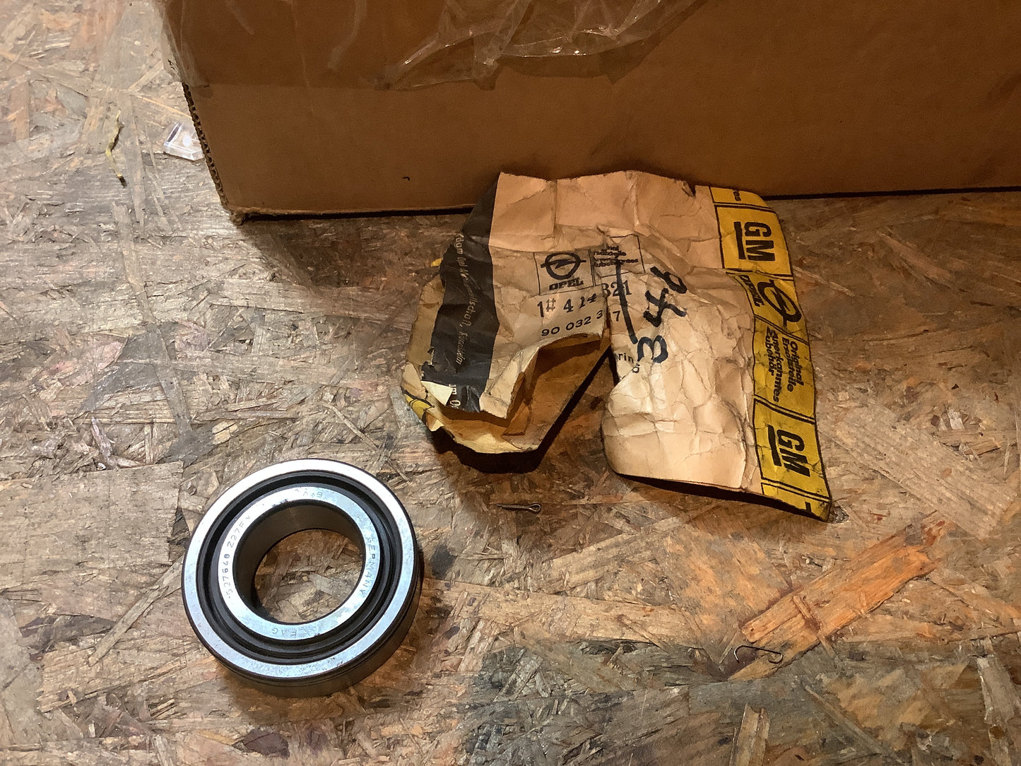 Opel Rekord D/E Radlager hinten Original GM NEU