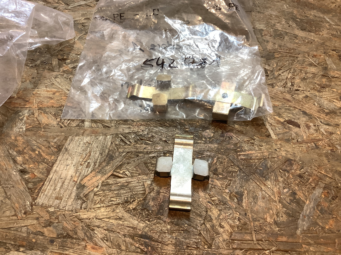 Commodore A, Rekord C Bremszugfedern Original Opel NEU