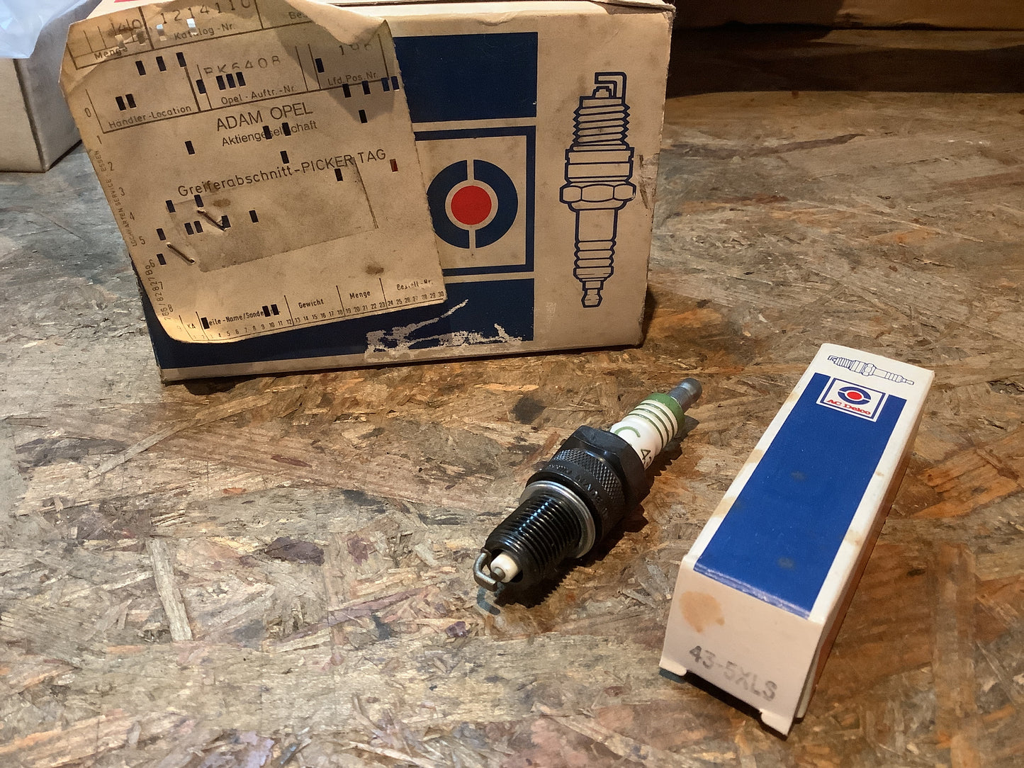 Opel Ascona A, Manta, Rekord Zündkerze Original AC Delco Opel NEU