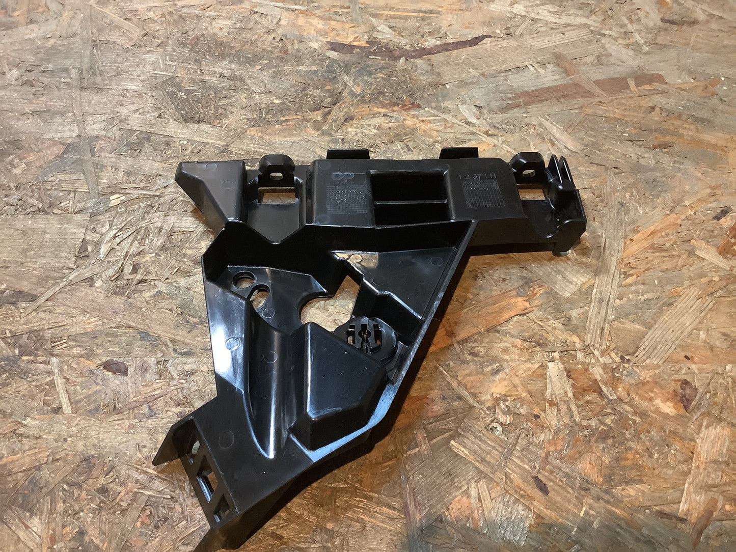 Astra J Halter, Stoßfänger vorne Original Opel NEU