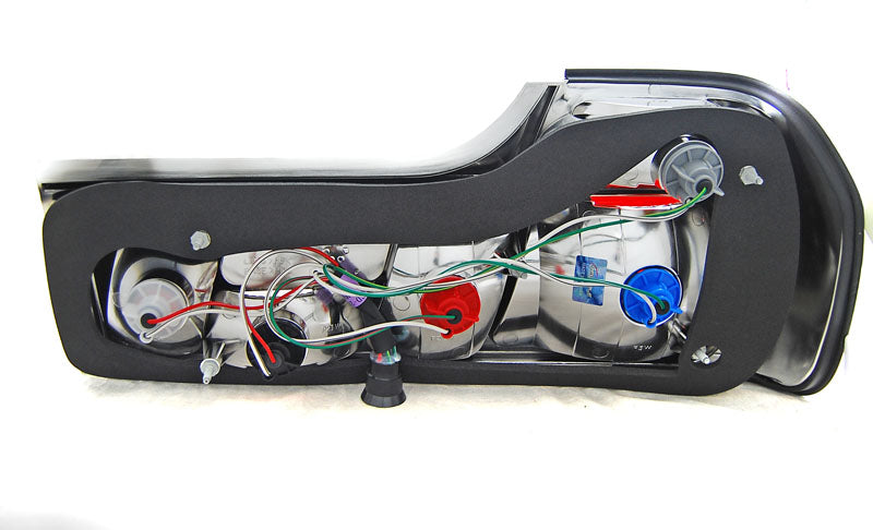 Tuning-Tec Rückleuchten für BMW 7er E32 06.86-04.94 rot/weiß