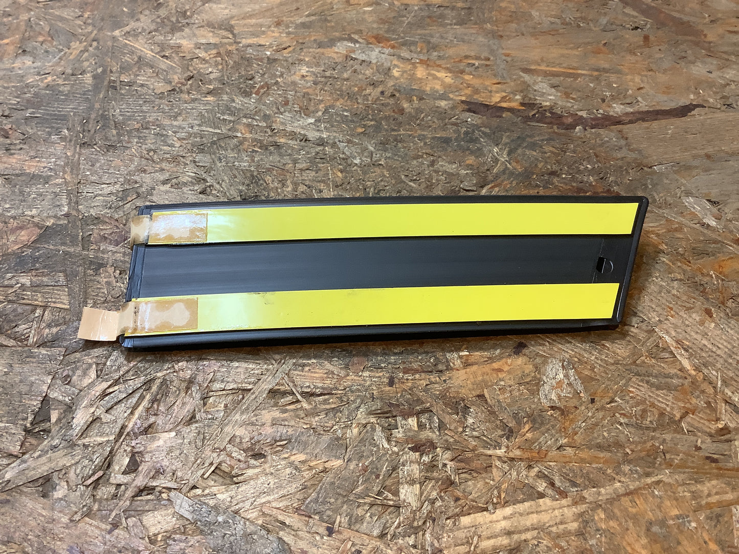 Ford Escort, Bj. 86-90 (DA); Ford Orion, Bj. 86-90 (DA) Zierleiste,(selbstklebend) grau-weiß Original Ford NEU