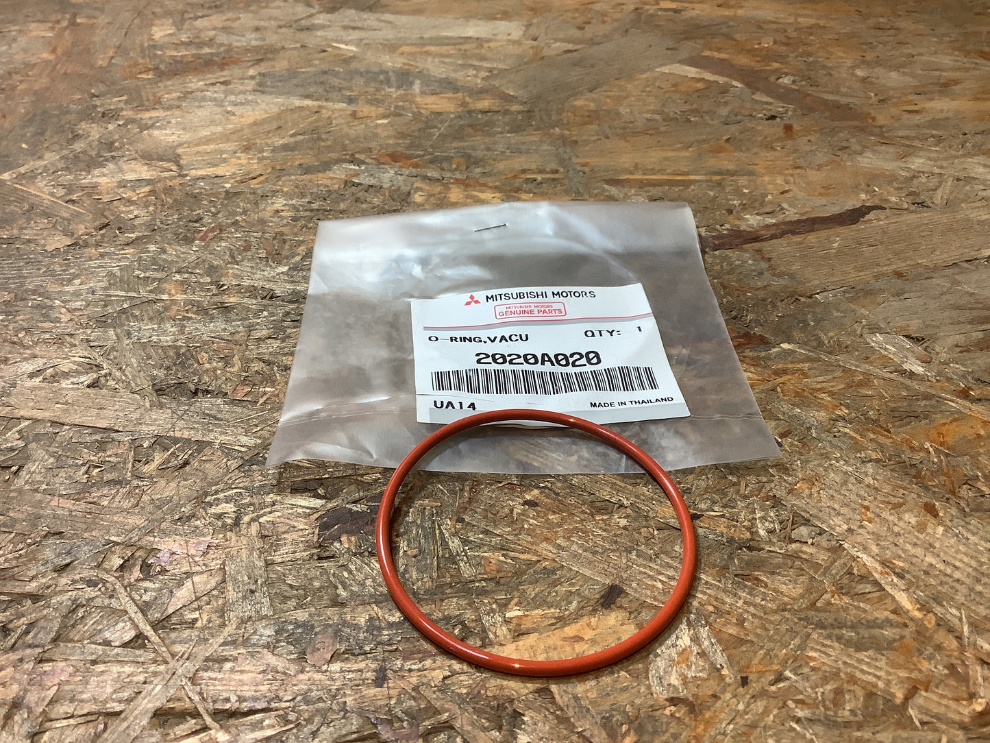 Mitsubishi Pajero Europe, V98W; Mitsubishi Montero Europe, V98W O-Ring Vakuumpumpe Original Mitsubishi NEU