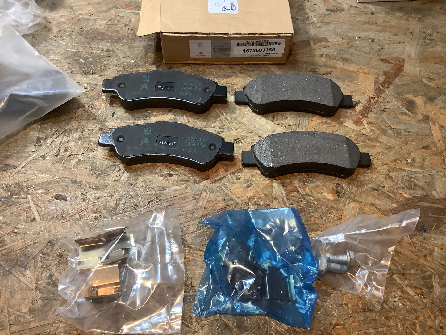 Citroën Jumper, Fiat Ducato, Peugeot Boxer Bremsbeläge hinten Original Peugeot/Citroën NEU