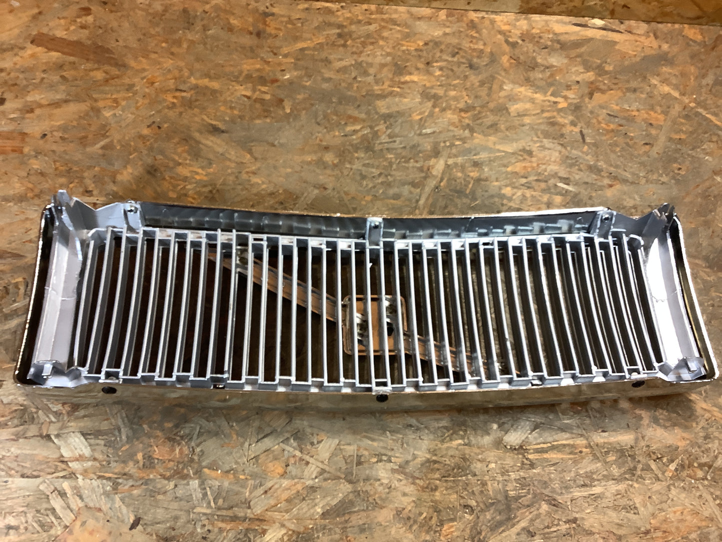 Volvo 850, Bj. 95 Kühlergrill (Zubehör) Original Volvo NEU