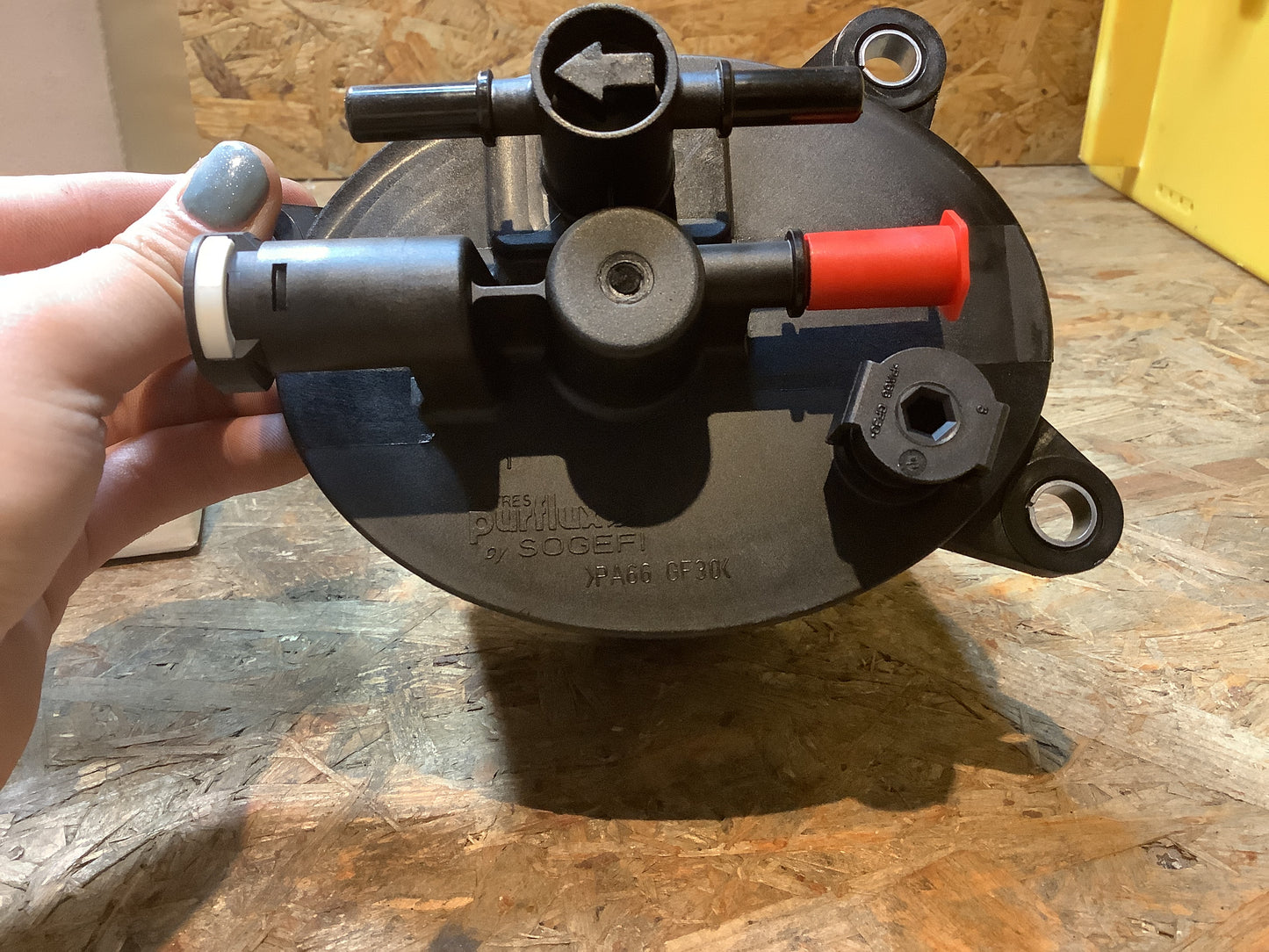 Citroën C-Crosser, C5 II/C5 II Break, C6/C8, Fiat Ulysses, Ford Galaxy Dieselfiltergehäuse komplett PSA Groupe NEU