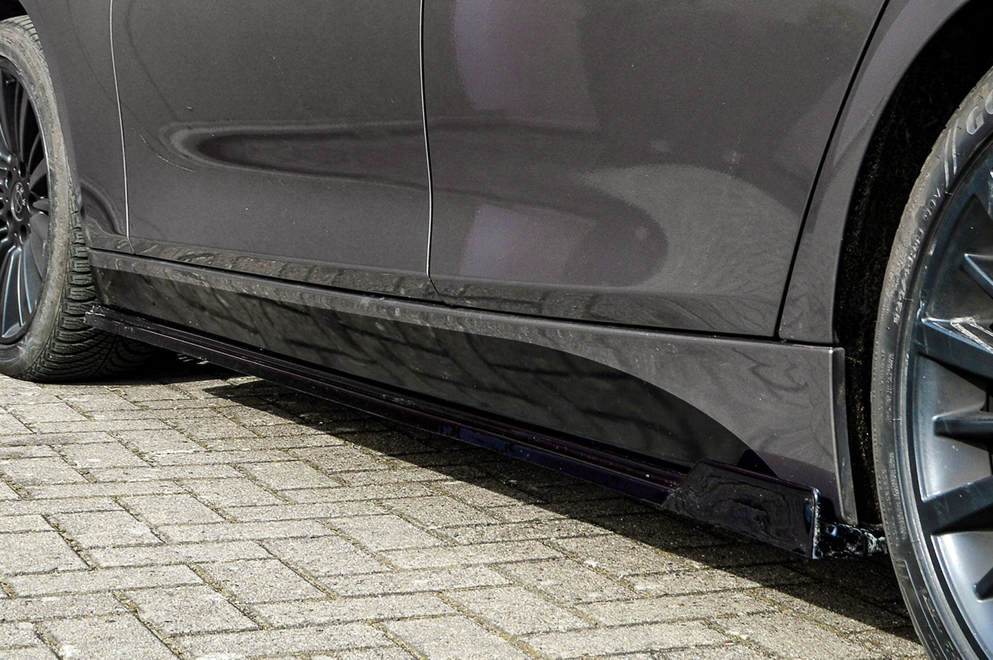 CUP 3 Seitenschweller BMW 3er F30/ F31 Bj.: 2011 - 2015 Schwarz Glanz