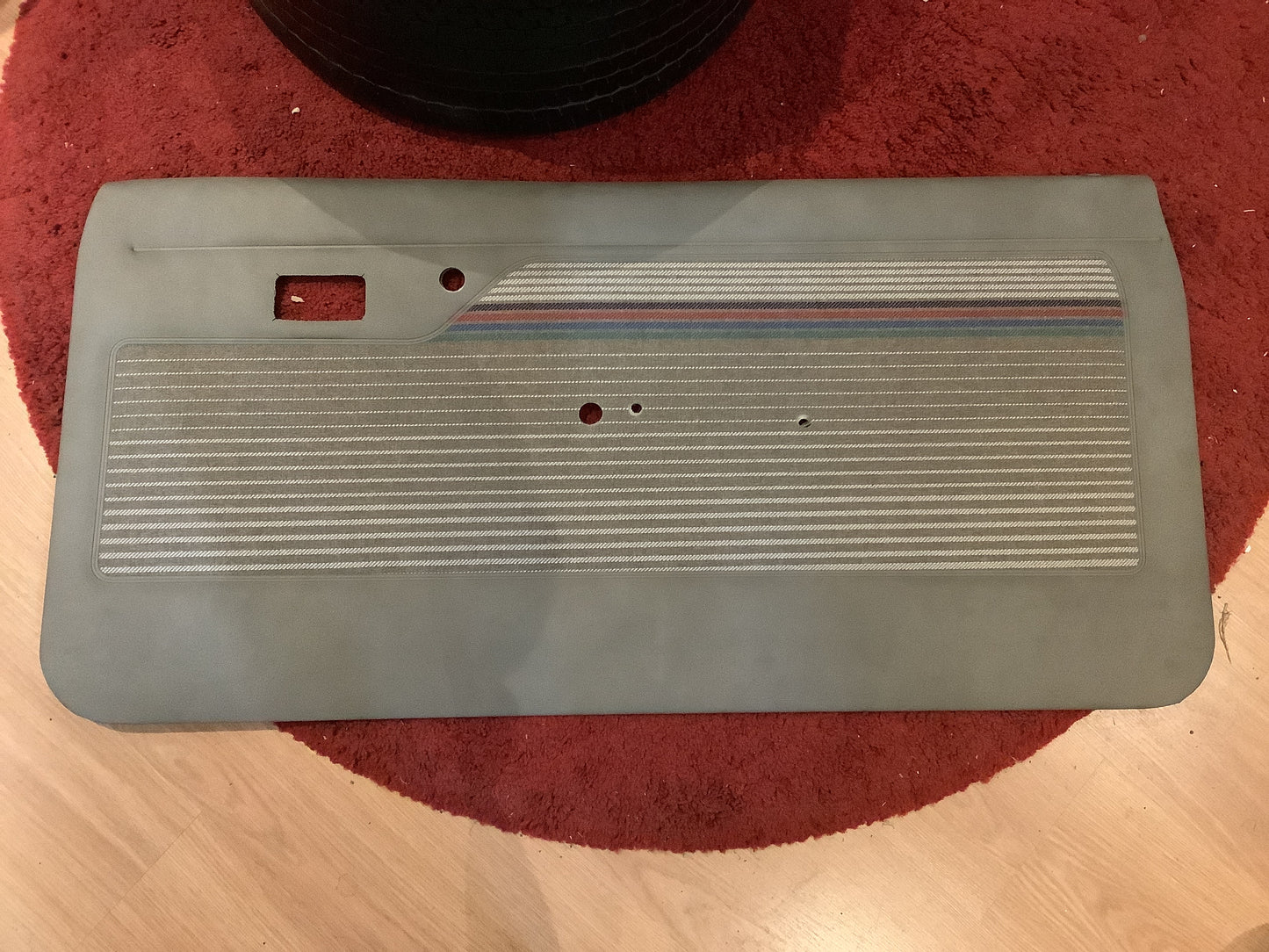 Opel Kadett E Verkleidung Tür vorne rechts, grau Original GM NEU