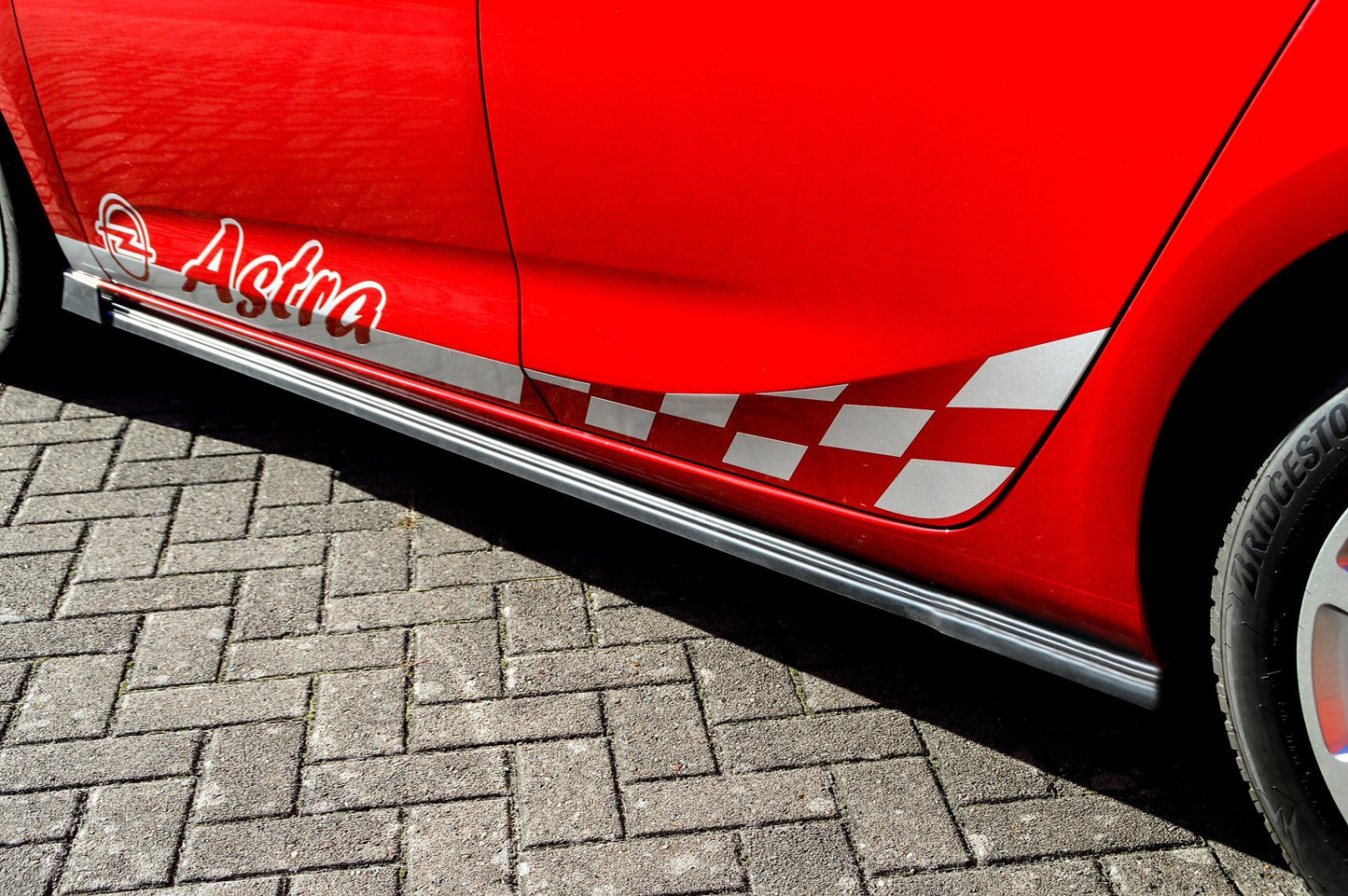 Seitenschwellersatz mit Wing Opel Astra K, Schrägheck Schwarz Glanz