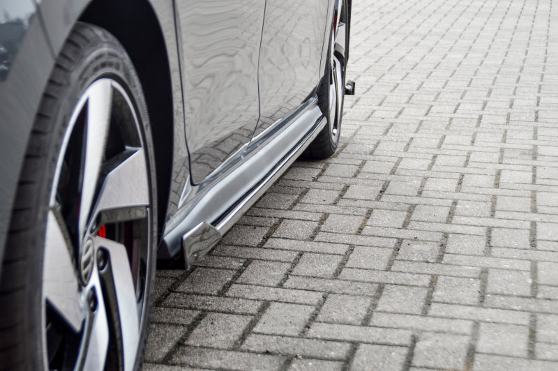 CUP 3 Seitenschweller Volkswagen Golf 8 GTI ( CD1) ab Bj.: 2020- Carbon