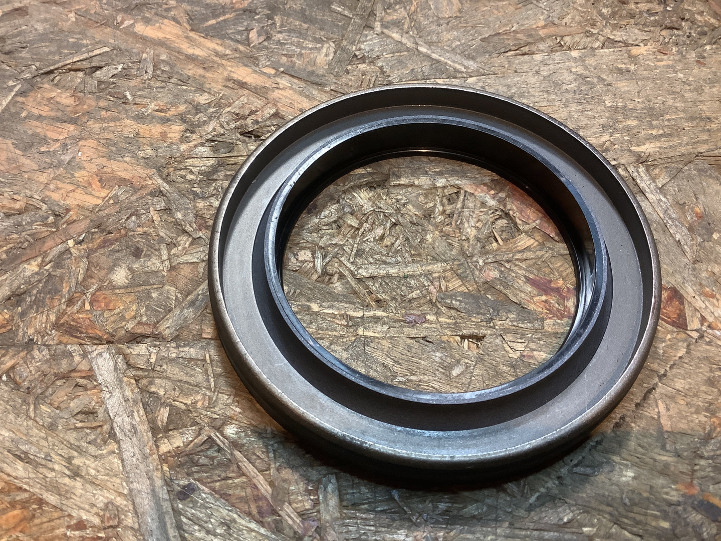 Ford Escort 4/5/6; Ford Mondeo 1,2; Ford Orion 2,3; Ford Sierra 2 Kurbelwellensimmerring Original Ford NEU