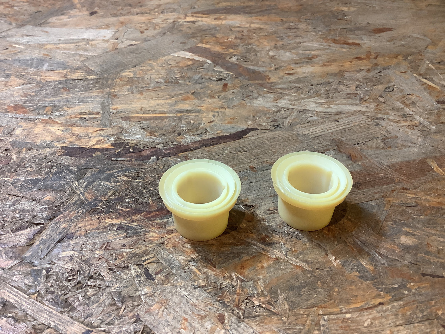 Mitsubishi Santamo Lagerung, Spurstange, Buchse Original Mitsubishi NEU