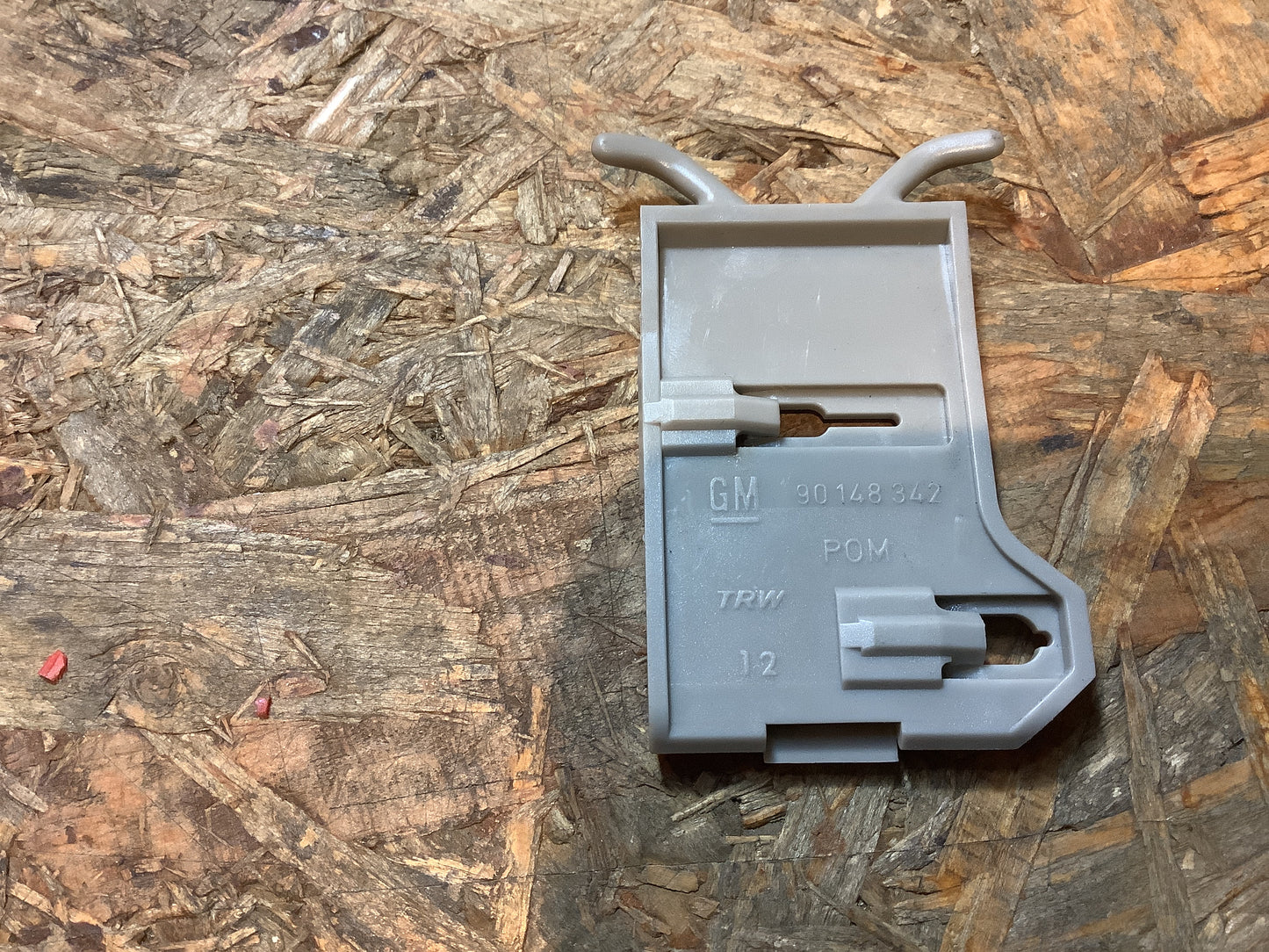 Rekord Steinschlagschutz Clip Schweller Original GM NEU