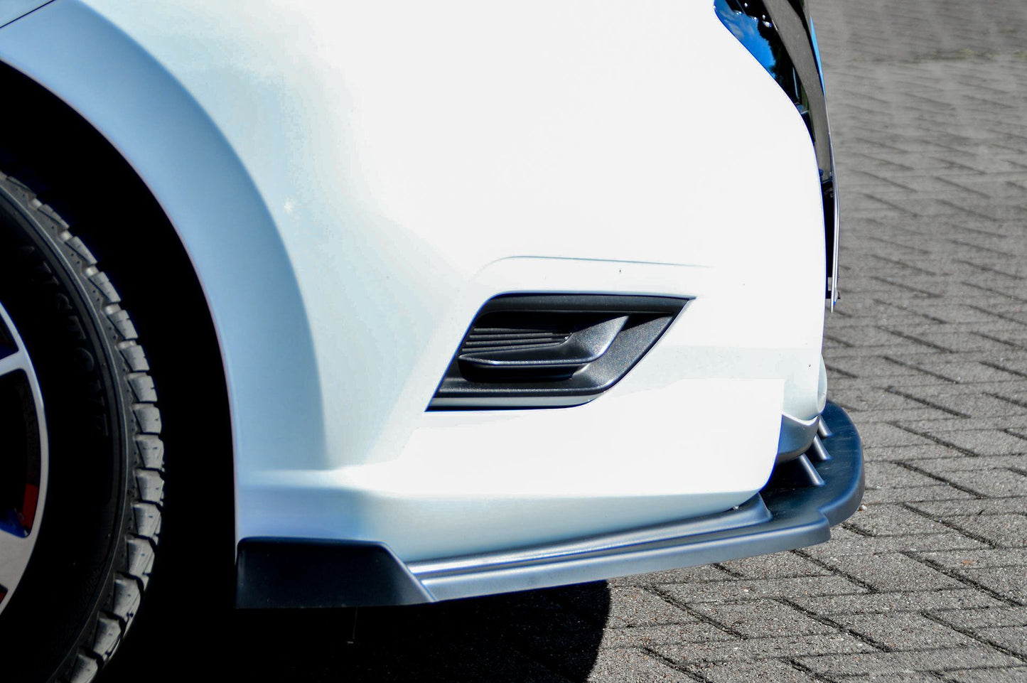 CUP Frontspoilerlippe ABS mit Seitenwing Nissan Micra K14 Schwarz Matt