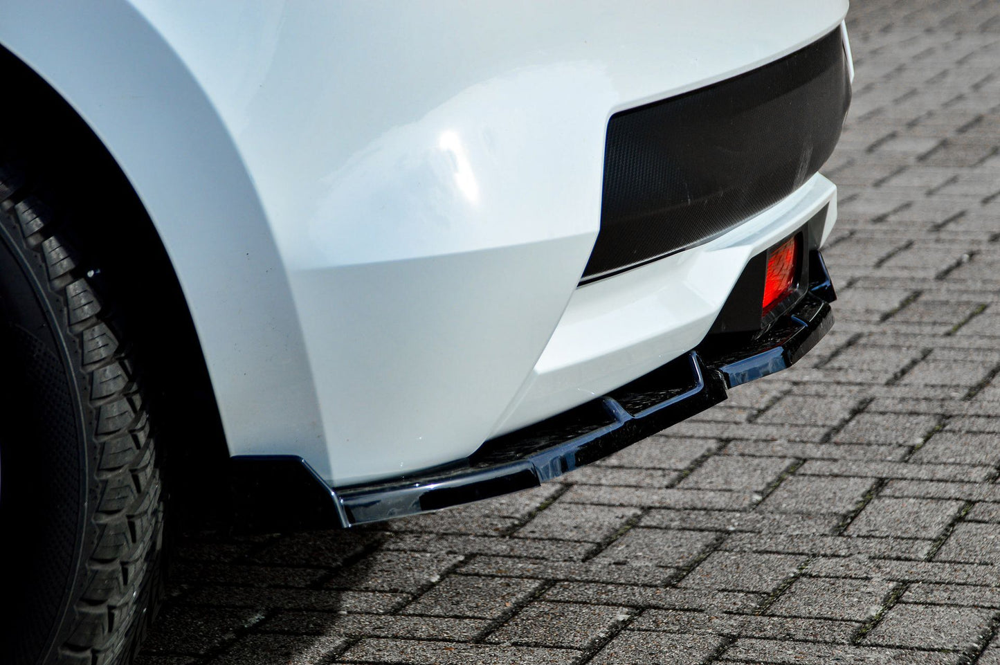 CUP Heckansatz ABS mit Seitenwing Nissan Micra K14 Bj.:2017-2022 Carbon