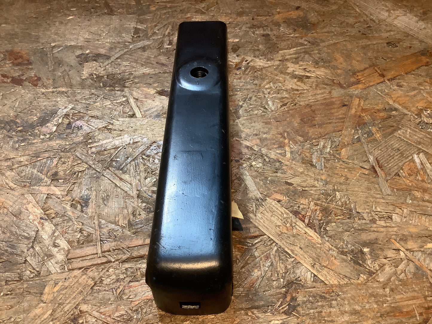 VW Passat, Audi 80 1 bis 1974 Stoßstangenhalter Original VW NEU