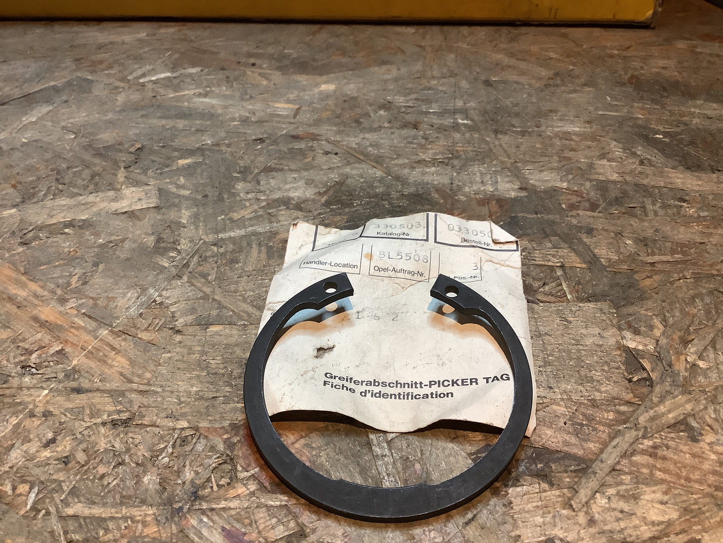 Opel Ascona C, Astra F, Corsa A, Kadett D/E Sicherungring Radlagersatz Original Opel NEU