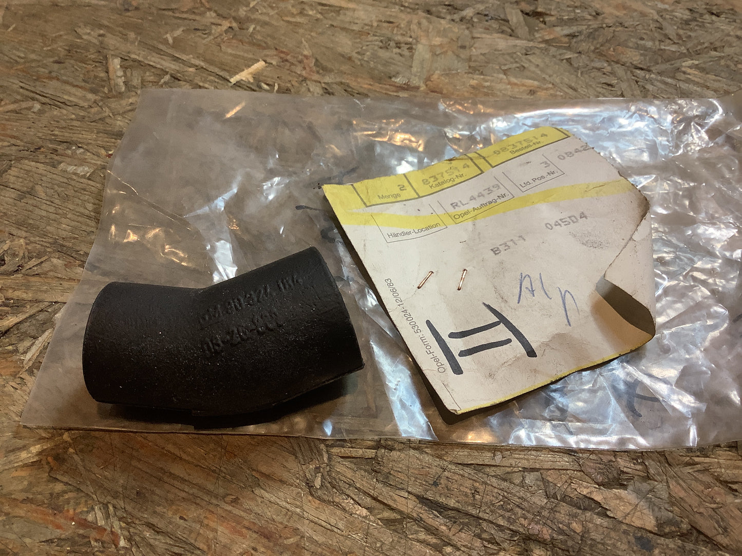 Astra F Schlauch Kurbelgehäuse Entlüftung Original Opel NEU