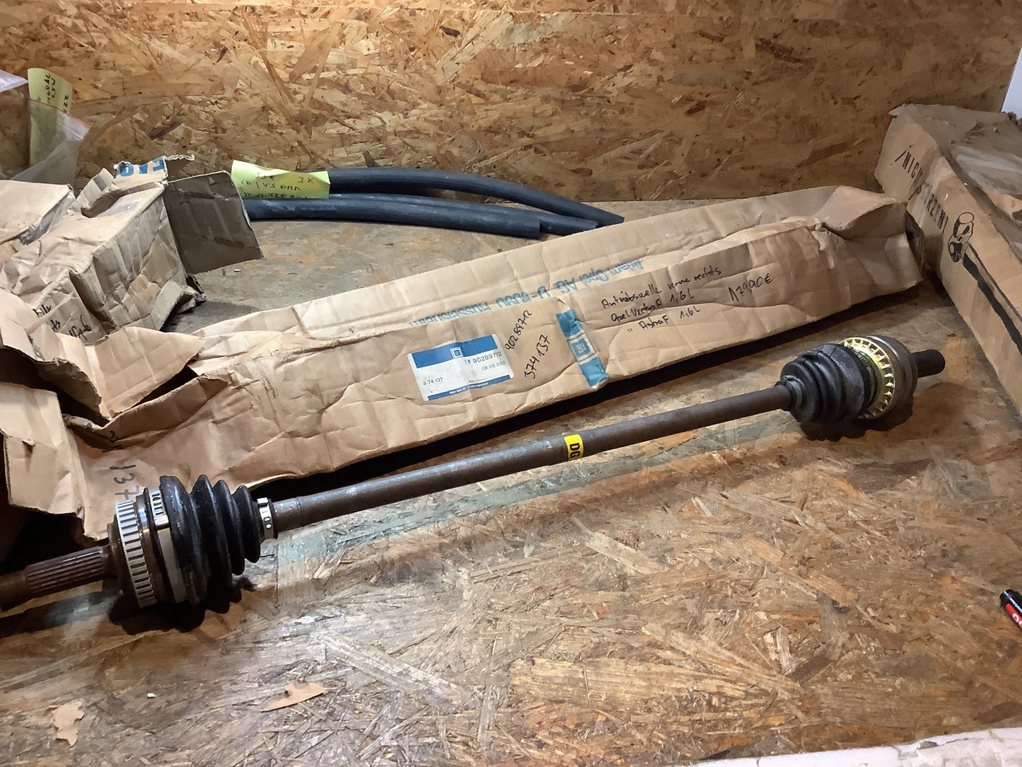 Opel Vectra A 1,6L Opel Astra F 1,6L Antriebswelle vorne rechts Original GM NEU