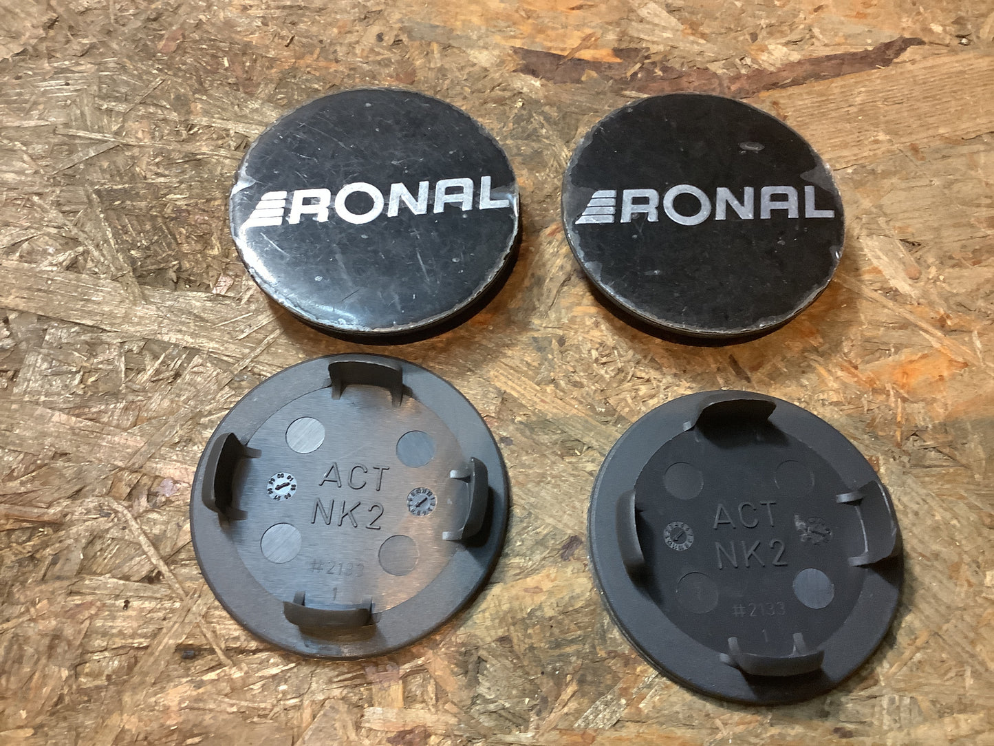 Nabendeckel-Set Original RONAL NEU