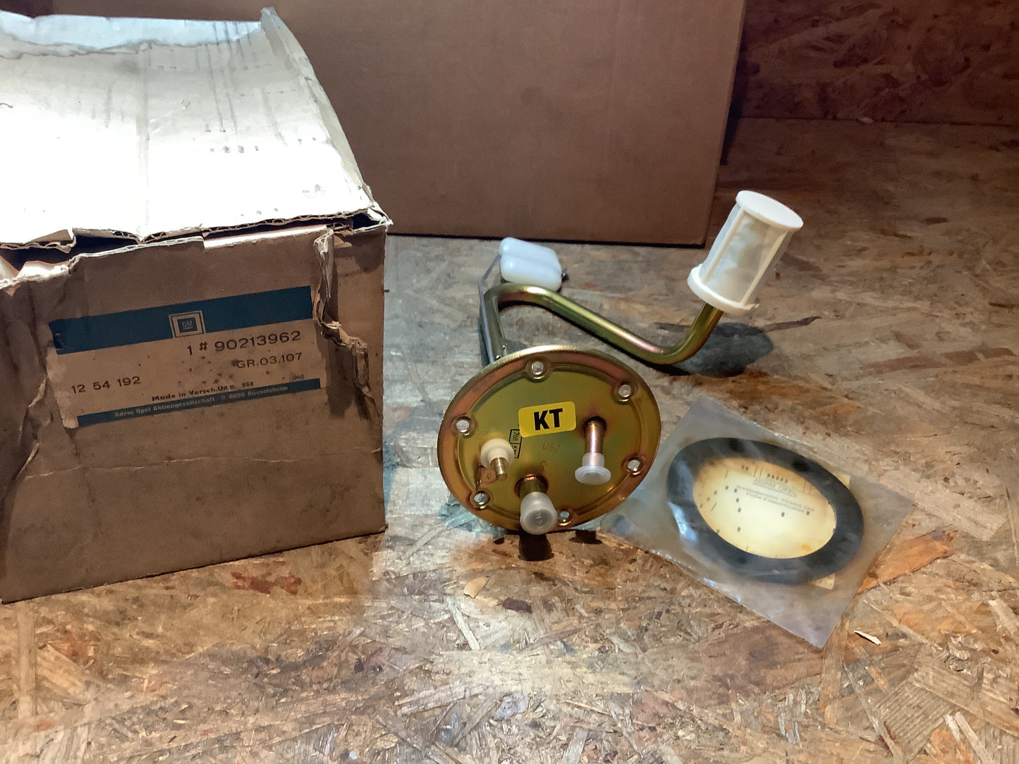 Opel Omega A 30NE, C30LE, C30SE Tankgeber Kraftstoffmessgerät Original GM NEU