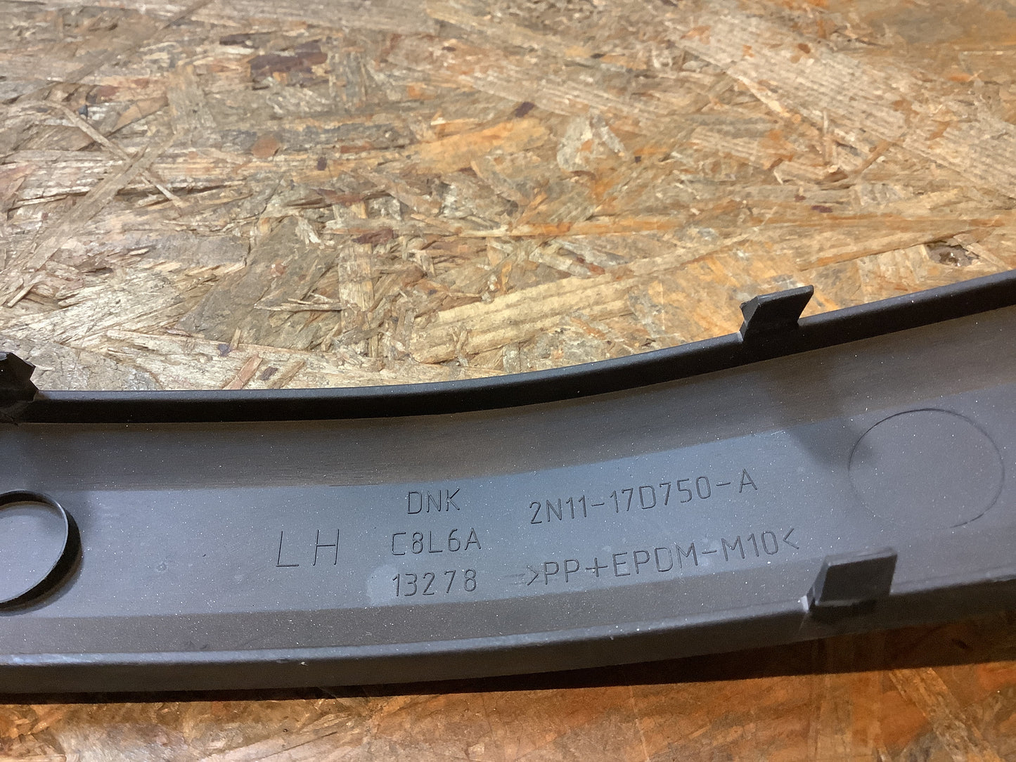 Ford Fusion JU Stoßstangen-Zierleiste, H.R Original Ford NEU