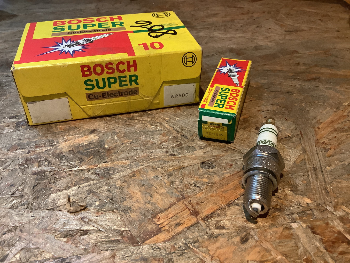 Zündkerze Original Bosch NEU