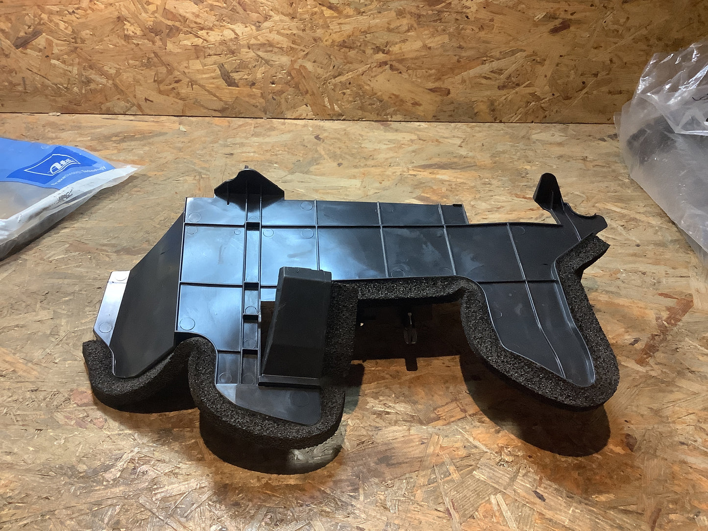 Citroën C1 Luftleitblech vorn links Original PSA Groupe NEU